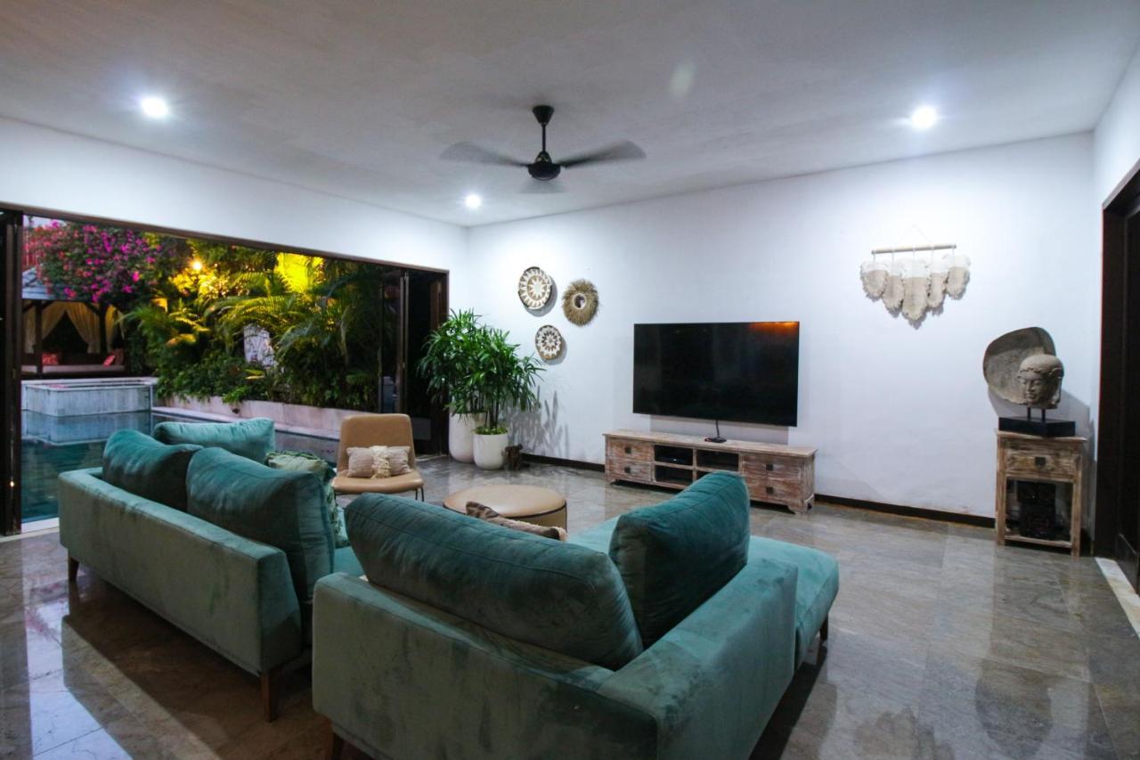 Villa Yasmin スミニャック エクステリア 写真